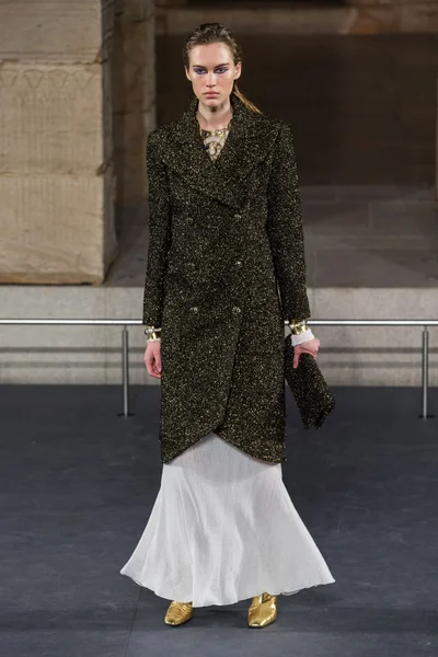 Look 20